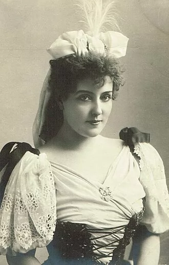 Lillian Russell