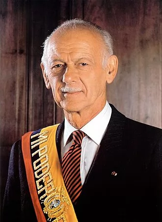 Sixto Durán Ballén